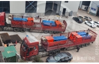 四川8噸湘潭鋰電池電機車海外訂單裝車發(fā)貨